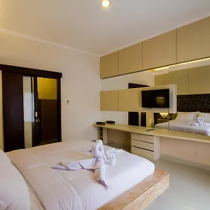 Villa Karana