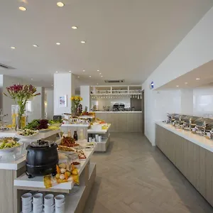 https://louis-infinity-blu-adults-only.protaras-cy-hotels.com